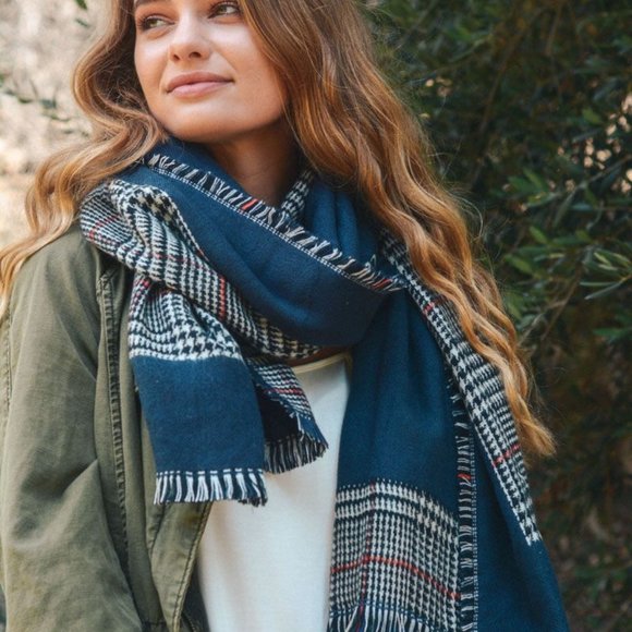 Reversible Tartan Plaid Oversized Blanket scarf - Picture 6 of 6